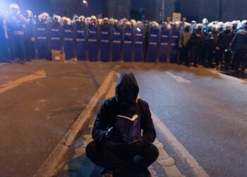 En imágenes: la masiva ola de protestas en Turquía que se desató tras el arresto de un alcalde opositor