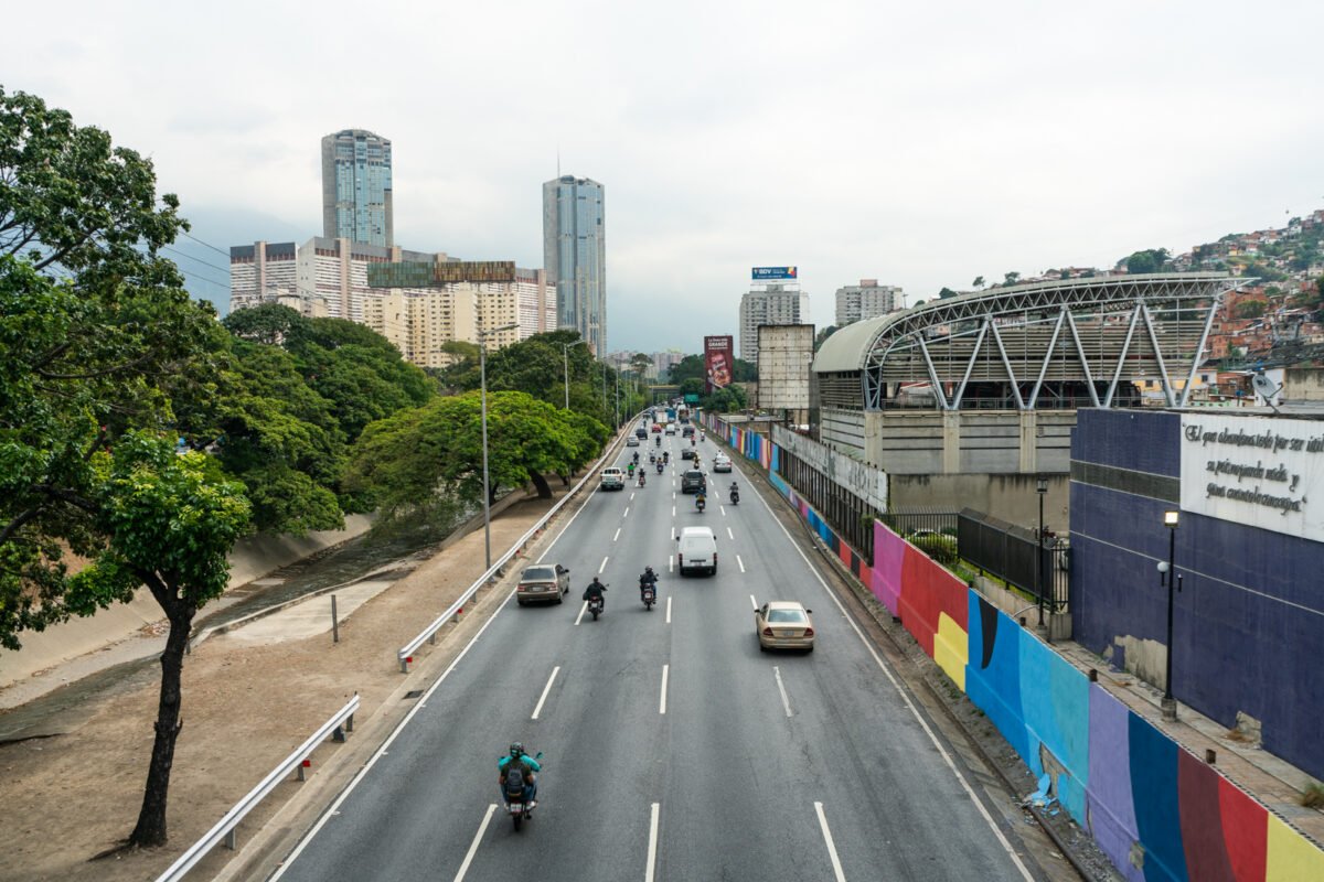 Autopistas y avenidas