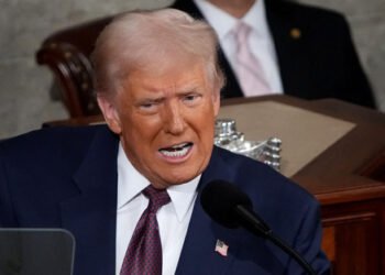Trump ultima un decreto para  desmantelar el Departamento de Educación
