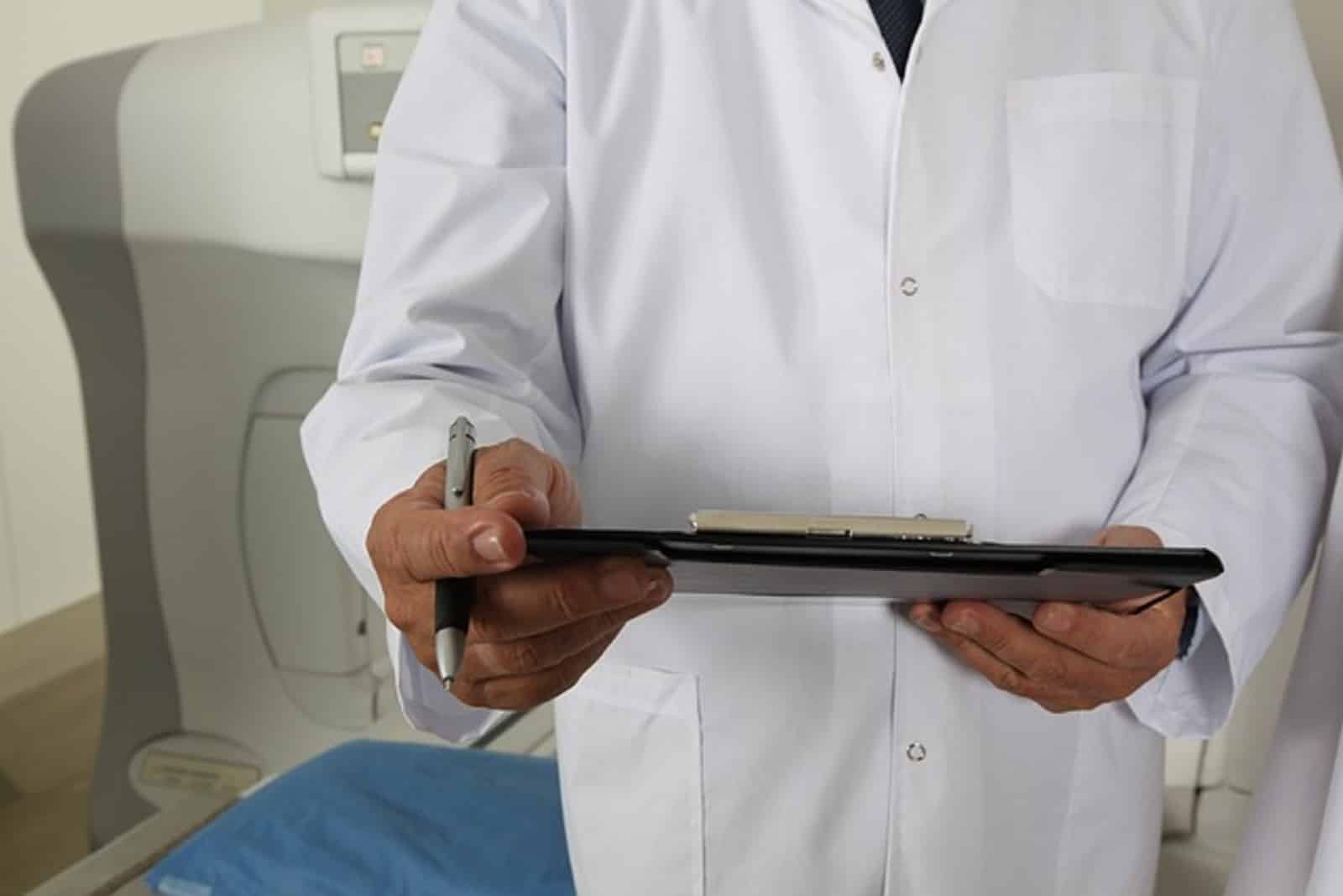 Una investigación encontró relación entre problemas intestinales con señales de la enfermedad de Parkinson