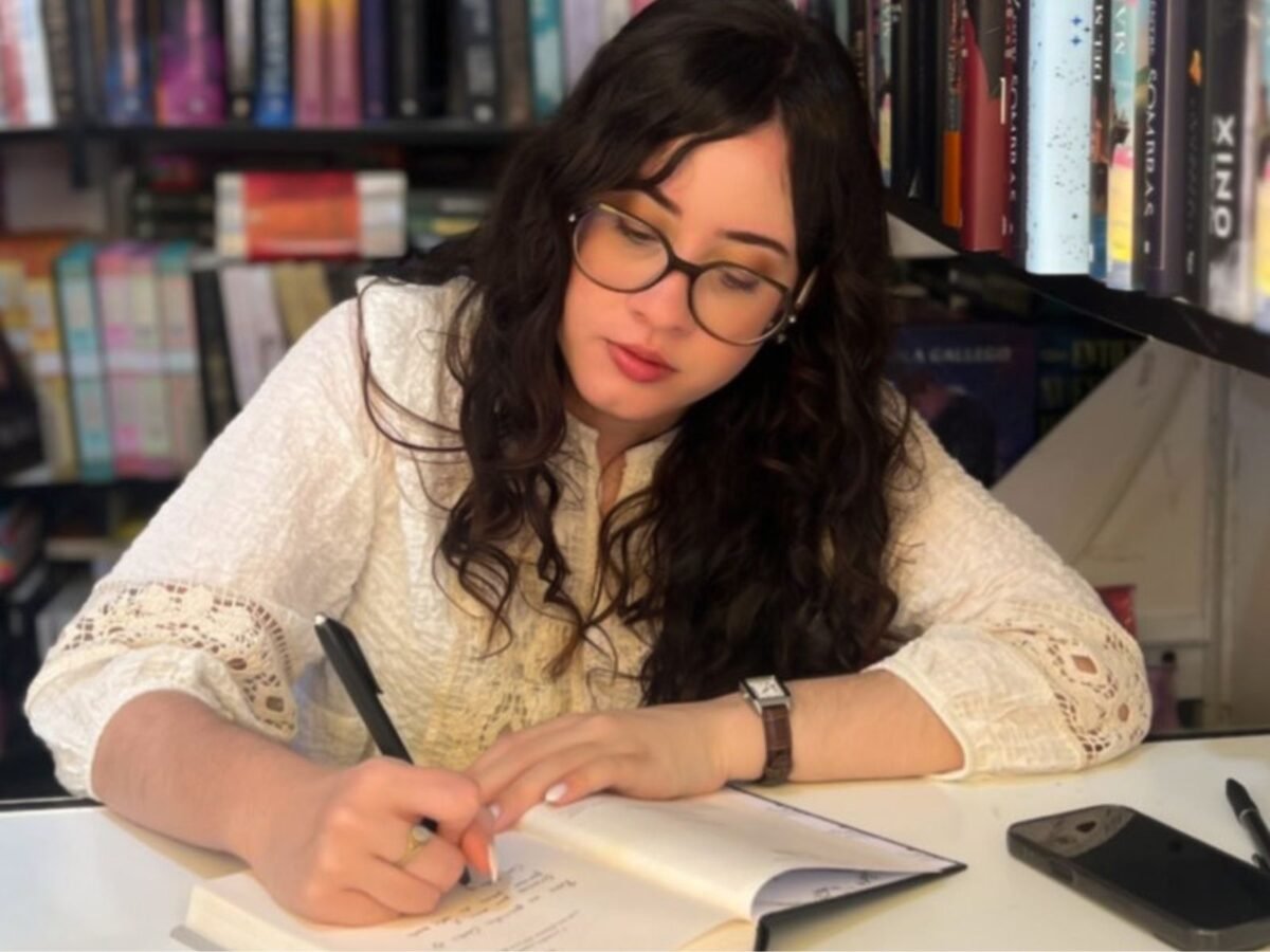 El camino de la venezolana Marianela dos Santos, poesía y mitología desde la diáspora