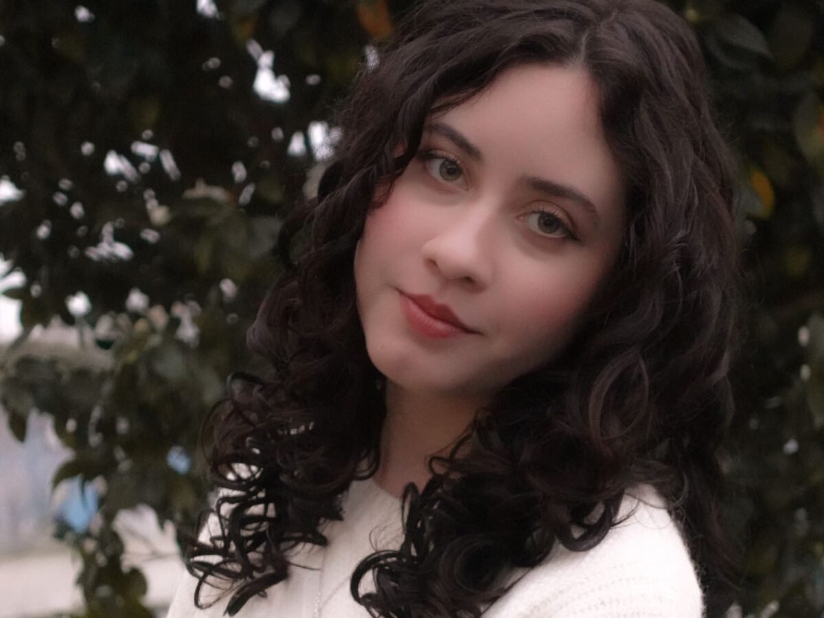 El camino de la venezolana Marianela dos Santos, poesía y mitología desde la diáspora