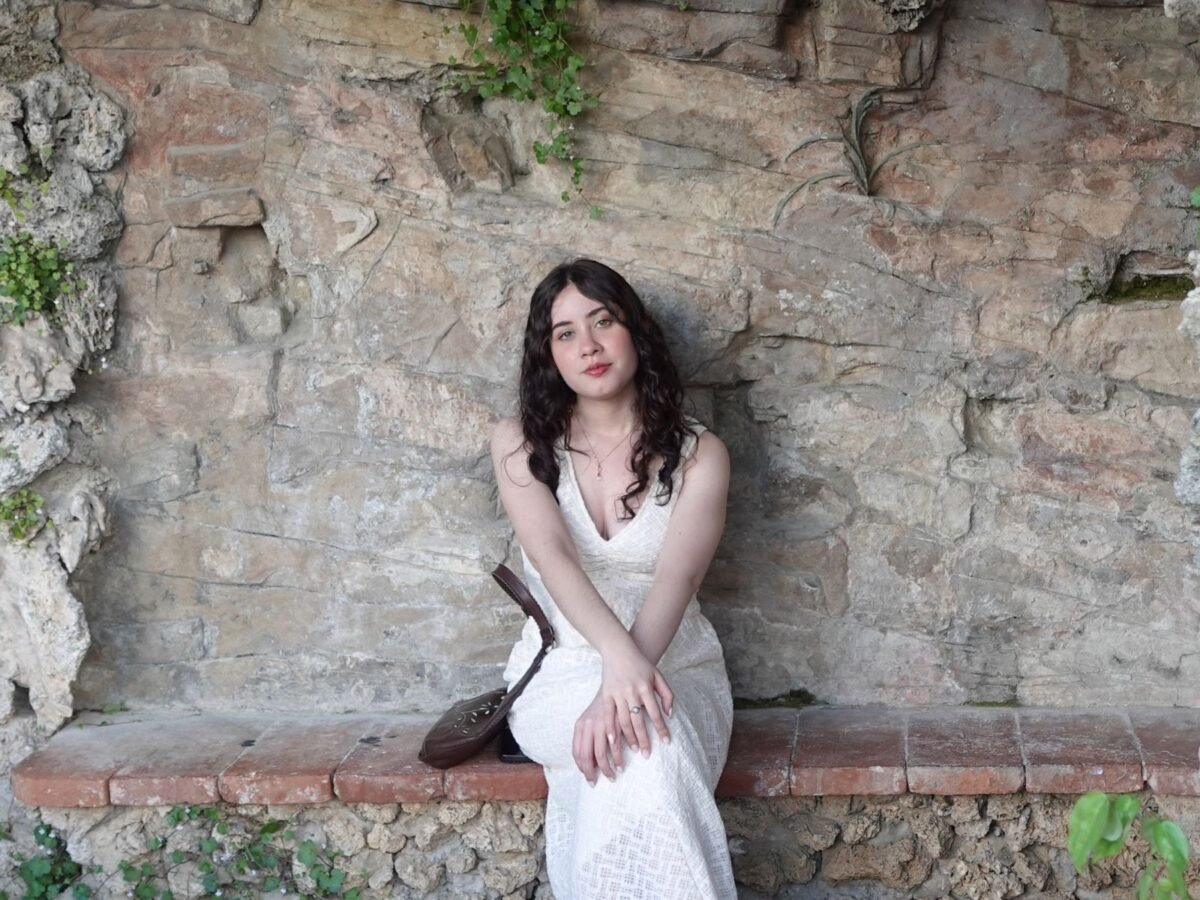 El camino de la venezolana Marianela dos Santos, poesía y mitología desde la diáspora