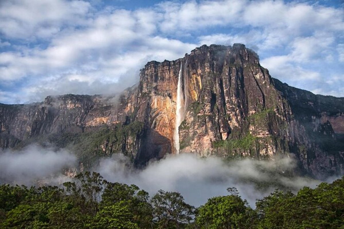 ¿Cuánto cuesta viajar a Canaima, Mérida o La Colonia Tovar en Carnaval?