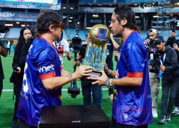 El pasatiempo de empresarios que ofrece un blanqueo de imagen monumental al Estado