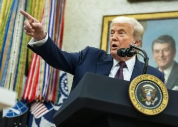 La orden de Trump de usar la fuerza contra los carteles extranjeros pone en alerta a Maduro y a México