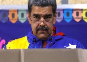 Maduro le envió una carta a Trump: “Espero que podamos derrotar las falsedades que han empañado nuestra relación”