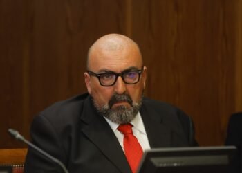 Revelaron foto del asesor español Koldo García con Delcy Rodríguez cuando negociaban petróleo