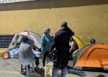 En imágenes: familiares de presos políticos cumplen 13 días en vigilia pidiendo libertad