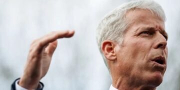 ¿Quién es Chris Wright y qué se sabe de su eventual viaje a Venezuela?