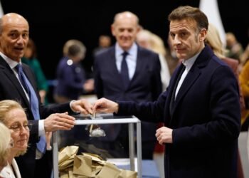 La izquierda resiste en las grandes ciudades de Francia pese al notable avance de la ultraderecha