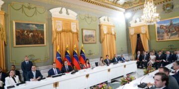 Cuando el periodismo independiente volvió a insistir en las puertas de Miraflores