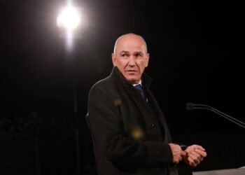 El ultranacionalista Jansa, favorito para volver a gobernar Eslovenia al frente de una coalición conservadora