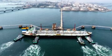 ¿Qué busca Trump con el doble bloqueo de Ormuz? Un órdago con muchas limitaciones