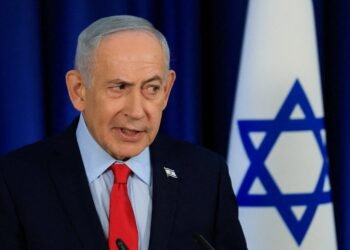 Netanyahu, en la diana por prometer una gran victoria en Irán y recibir un alto el fuego a sus espaldas
