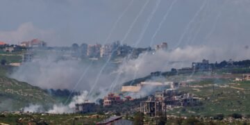 Cuatro días en busca de cadáveres y desaparecidos tras el brutal ataque israelí en Líbano