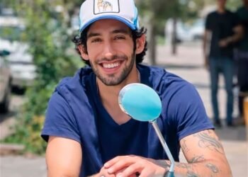 Una campaña internacional trata de salvar de la ejecución a un joven iraní de la minoría bahaí