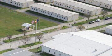 Crece el temor en Rumania por dejar a EE UU usar sus bases militares en su guerra contra Irán