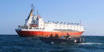 Los piratas somalíes resurgen a la sombra de las crisis en el Golfo y el mar Rojo