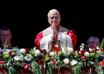 El Papa inicia una gira de casi dos semanas por África