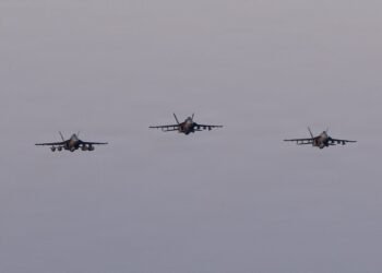 Contra la bomba atómica (en Irán)