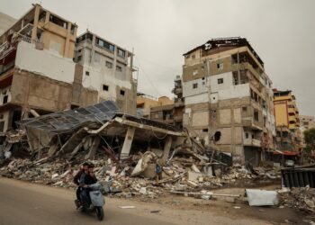 Tras un mes de guerra con Israel, Hezbolá sale reforzado entre el dolor de los libaneses