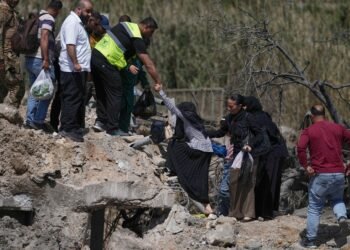 La ciudad de Tiro desconfía de la tregua con Israel: “Quieren llenarnos el corazón de terror”