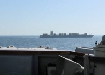 Mapas | Cómo funciona el bloqueo de Ormuz y por qué algunos buques pasan y otros no